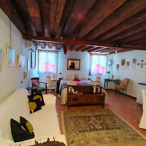  Apartment Ai Leoni Italien